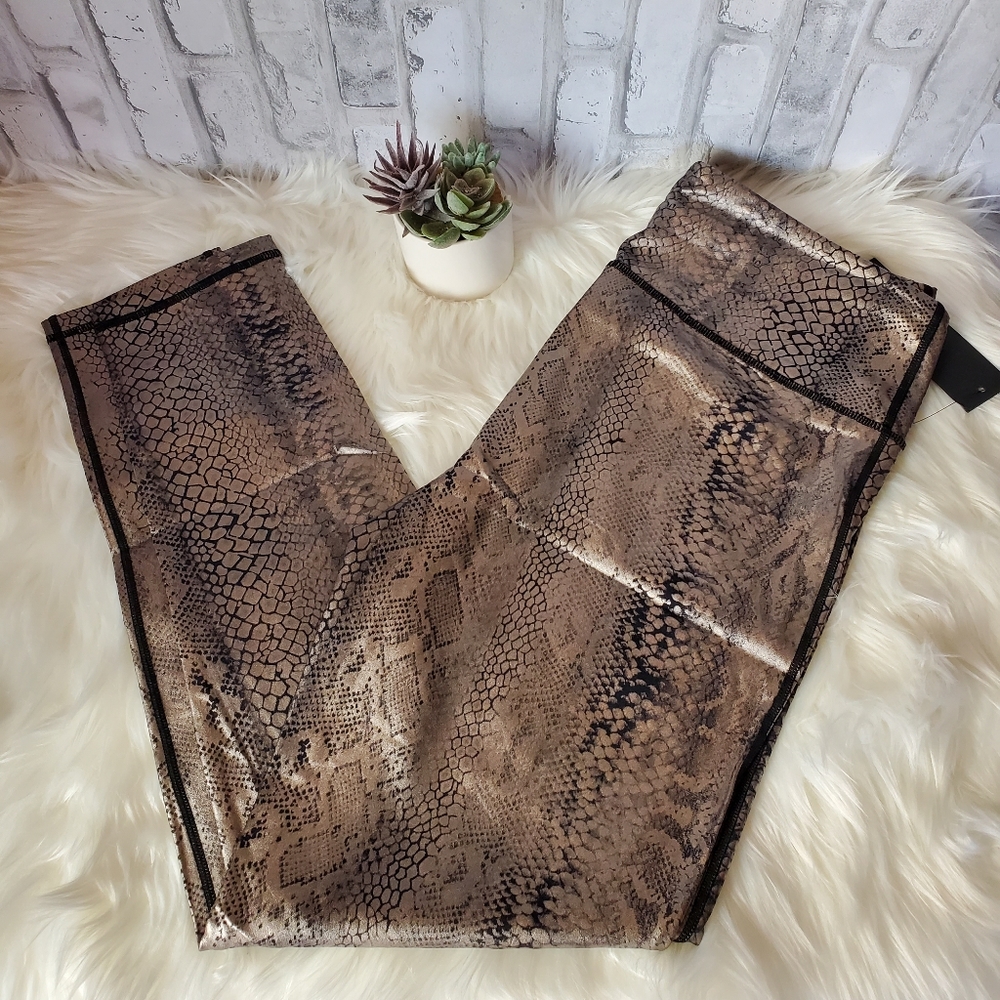 MONO B. Snake Shimmer Foil Print Highwaist Legging